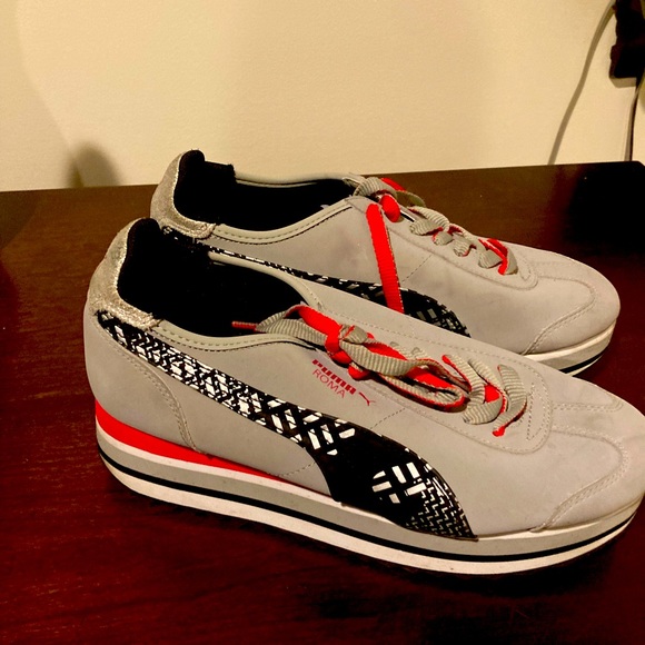 puma roma platform trainers